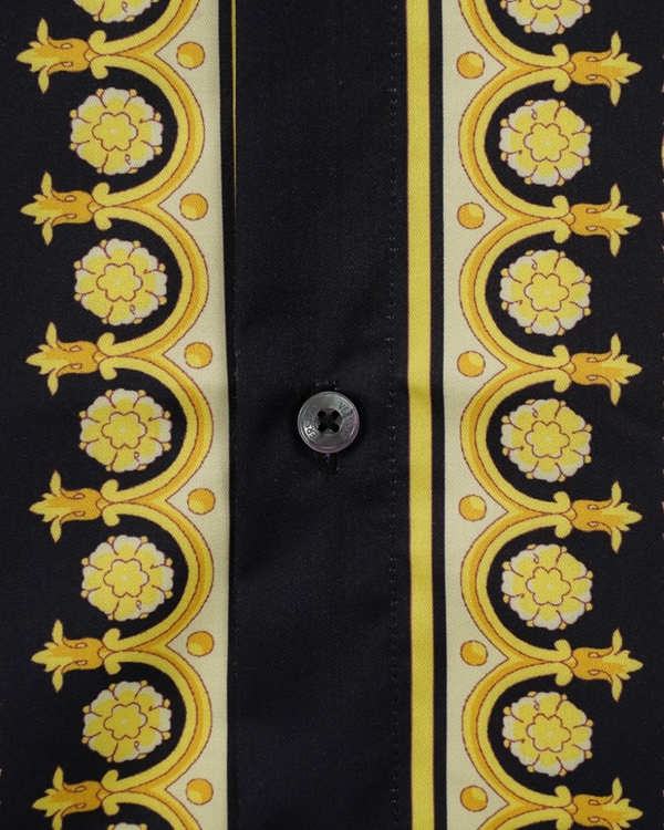 ブランドシャツ全体デザイン